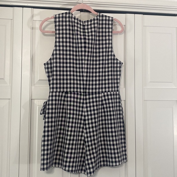 Women’s romper w skort bottom - Picture 4 of 5